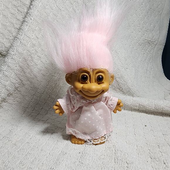 Troll Doll in her ADORABLE Pink Heart Pajamas with/ Light Pink Hair - Picture 1 of 4